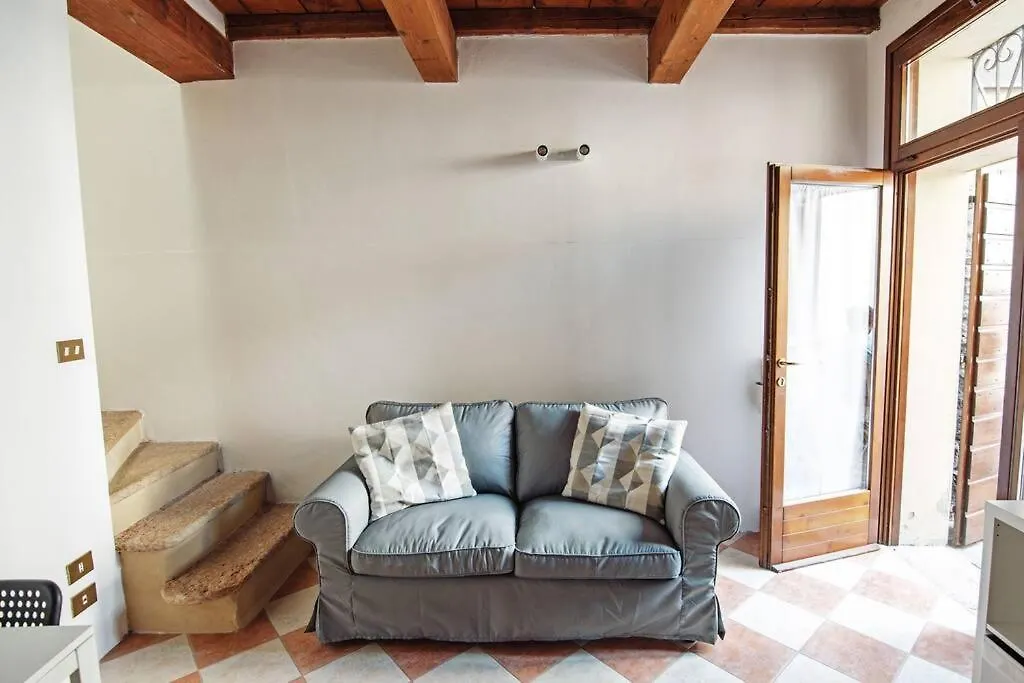 Casa Benzoni Apartment Mantova 0*,  Italy